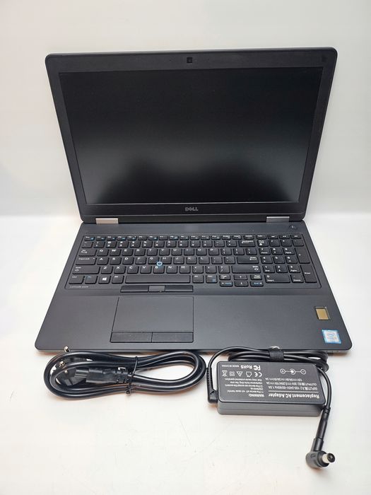 A567] Laptop Dell Latitude E5570 i3-6100U 8GB 256GB SSD W11 bateria