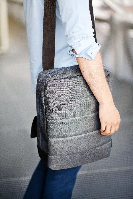 Сумка-рюкзак для ноутбука вертикальна Acme 16M38BR Peak 15.6'' Grey