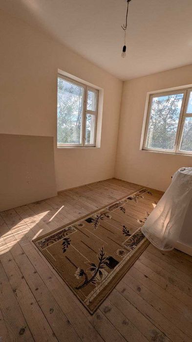 Продається дачний будинок