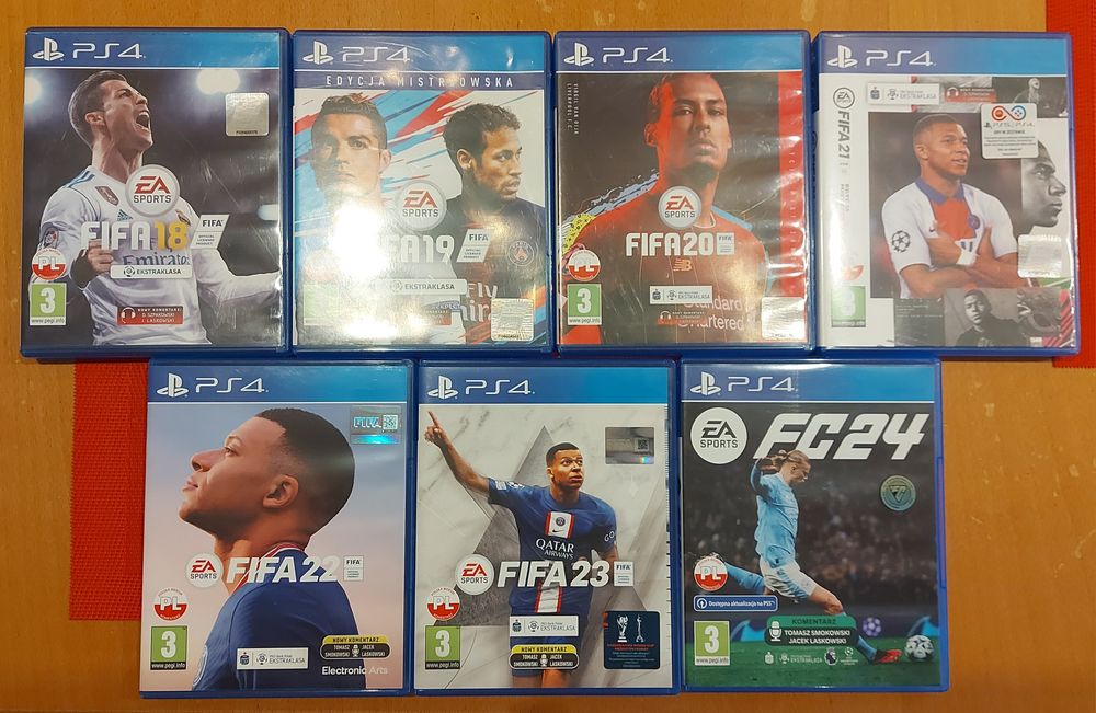 FiFa ZESTAW KOLEKCJA  od 18 do 23 gry PS4/PS5 wersja polska PL