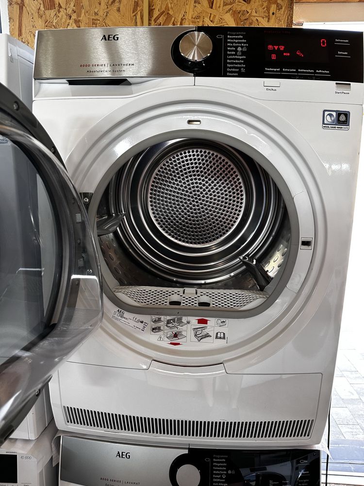 Сушильна машина AEG 8000serie ,привезена з Німеччини.