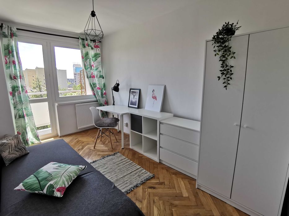 Pokój jednoosobowy z balkonem centrum Rondo Mogilskie od grudnia