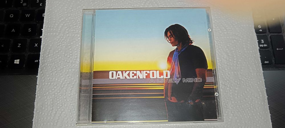 paul oakenfold- " a lively mind