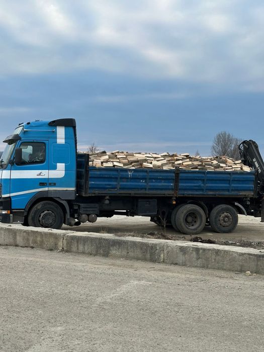 Вантажні перевезення «Самоскид Маніпулятор»