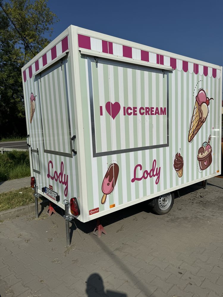 Przyczepa gastronomiczna Lody