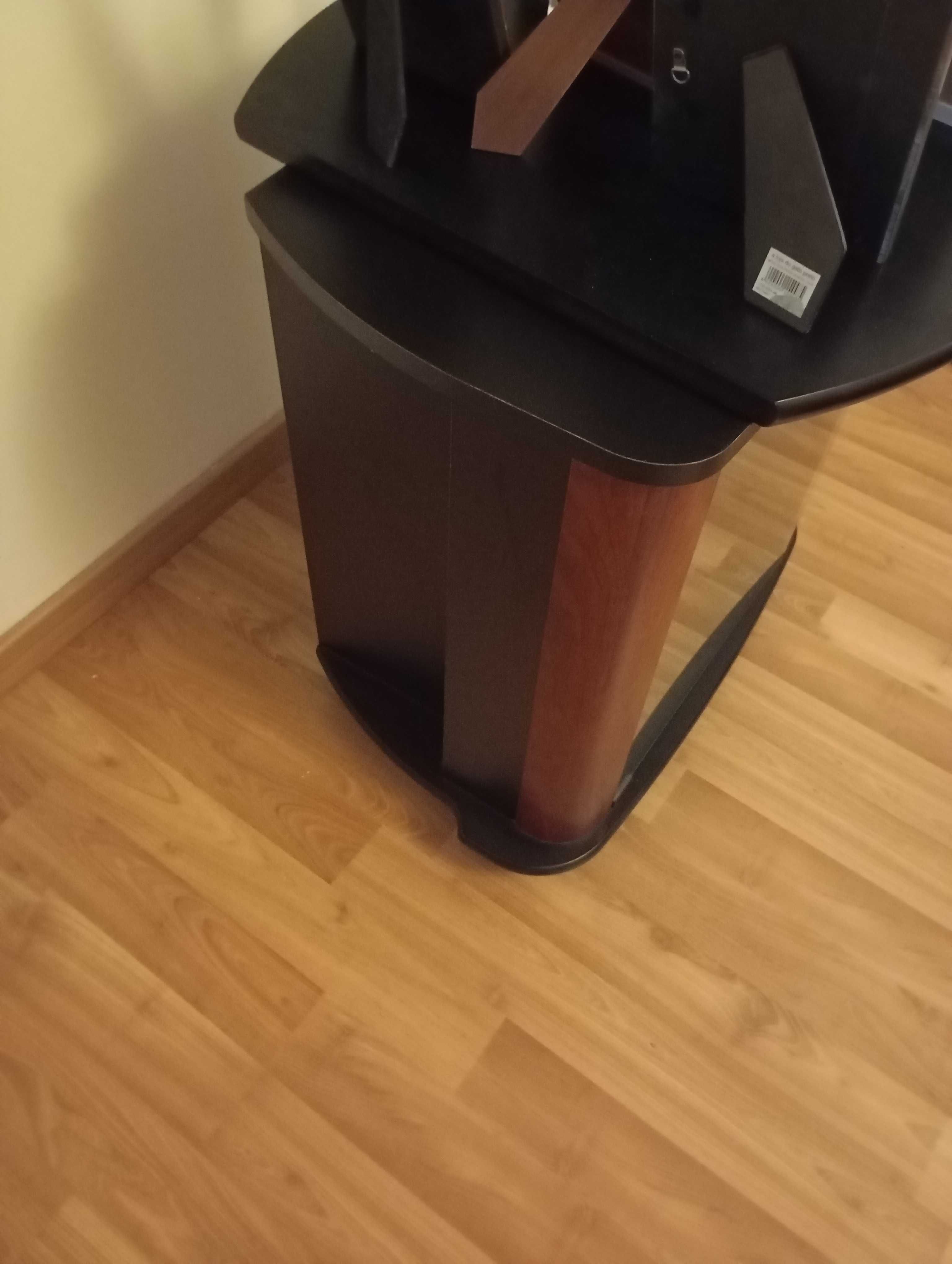 Móvel giratório preto