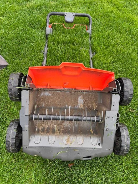 wertykulator husqvarna S 138 i