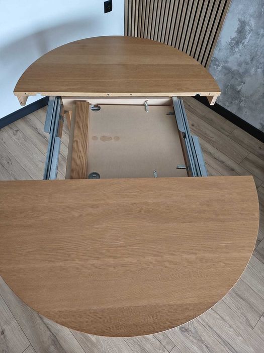 Stół okrągły rozkładany