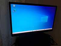 Komputer i monitor