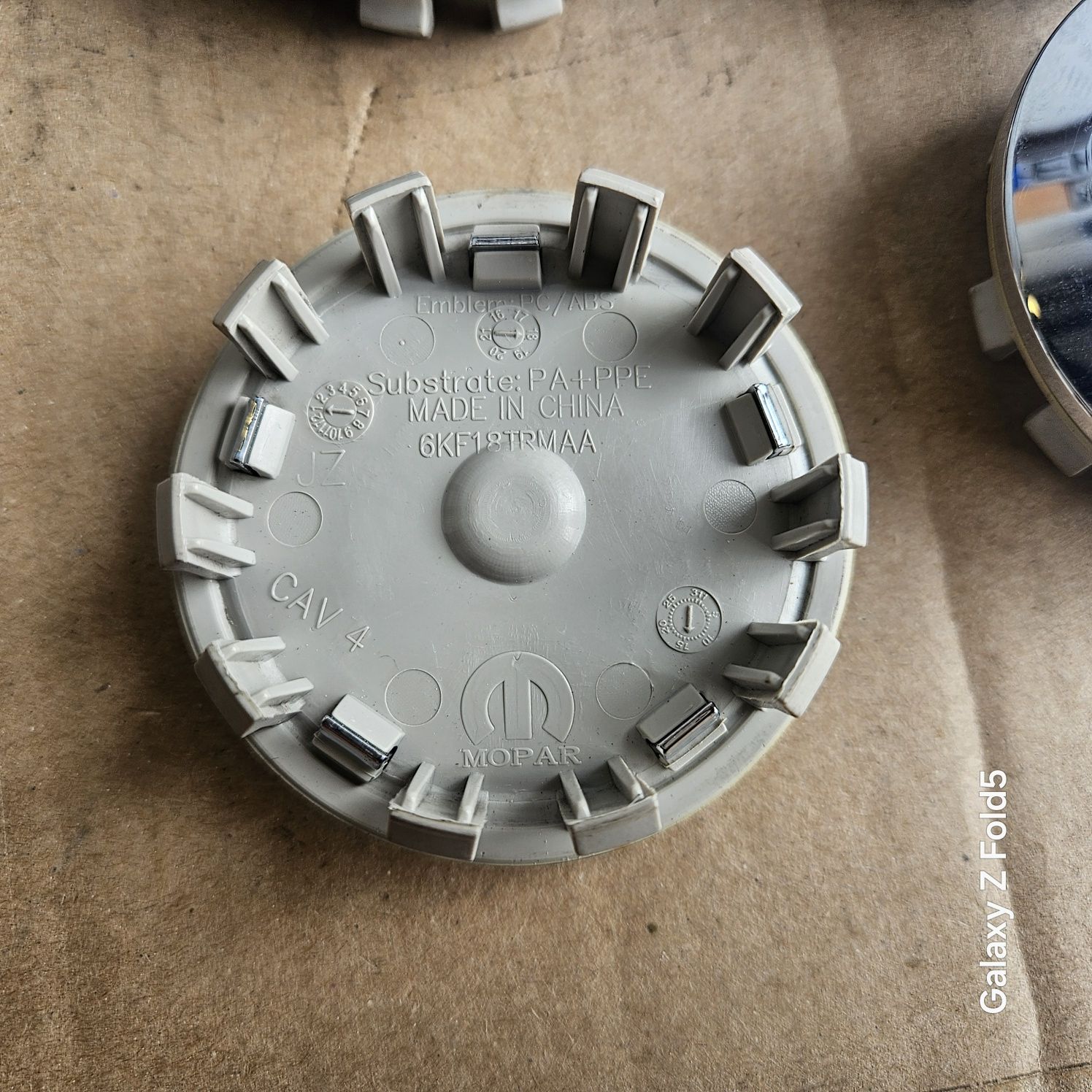Dekielki Dodge Oryginalne Dekielki do felg aluminiowych Dodge