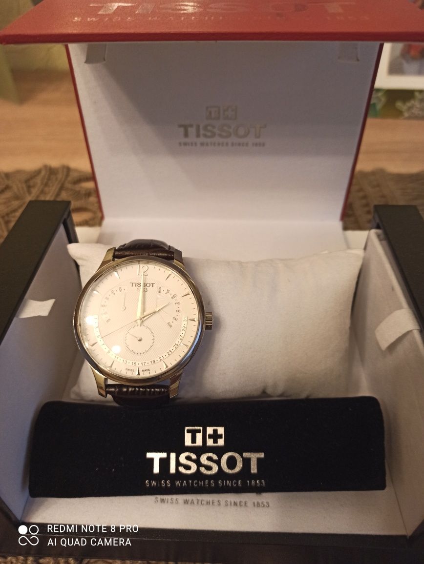 Часы  швейцарские TISSOT