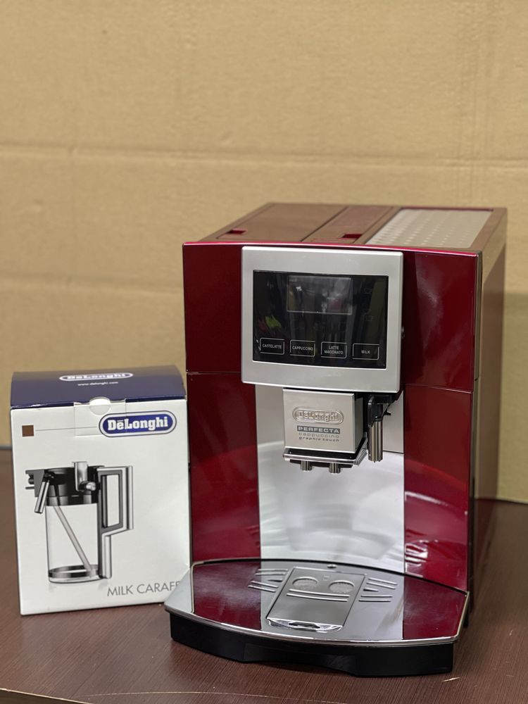 Продам кавомашину Delonghi Perfecta Esam 5600 Perfecta