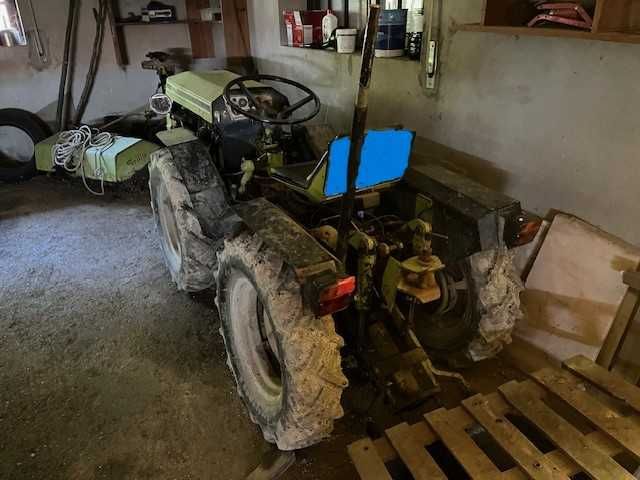 Trator Grillo 26cv