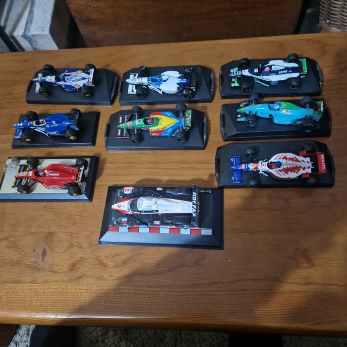 8 carros de F1 antigos de coleção