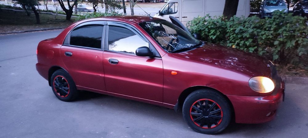 Продам Daewoo lanos 2004 рік