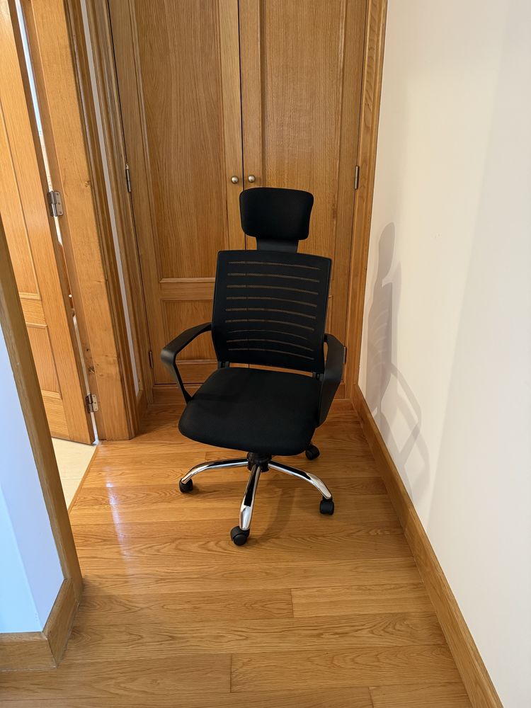 Cadeira de Escritório Ergonómica