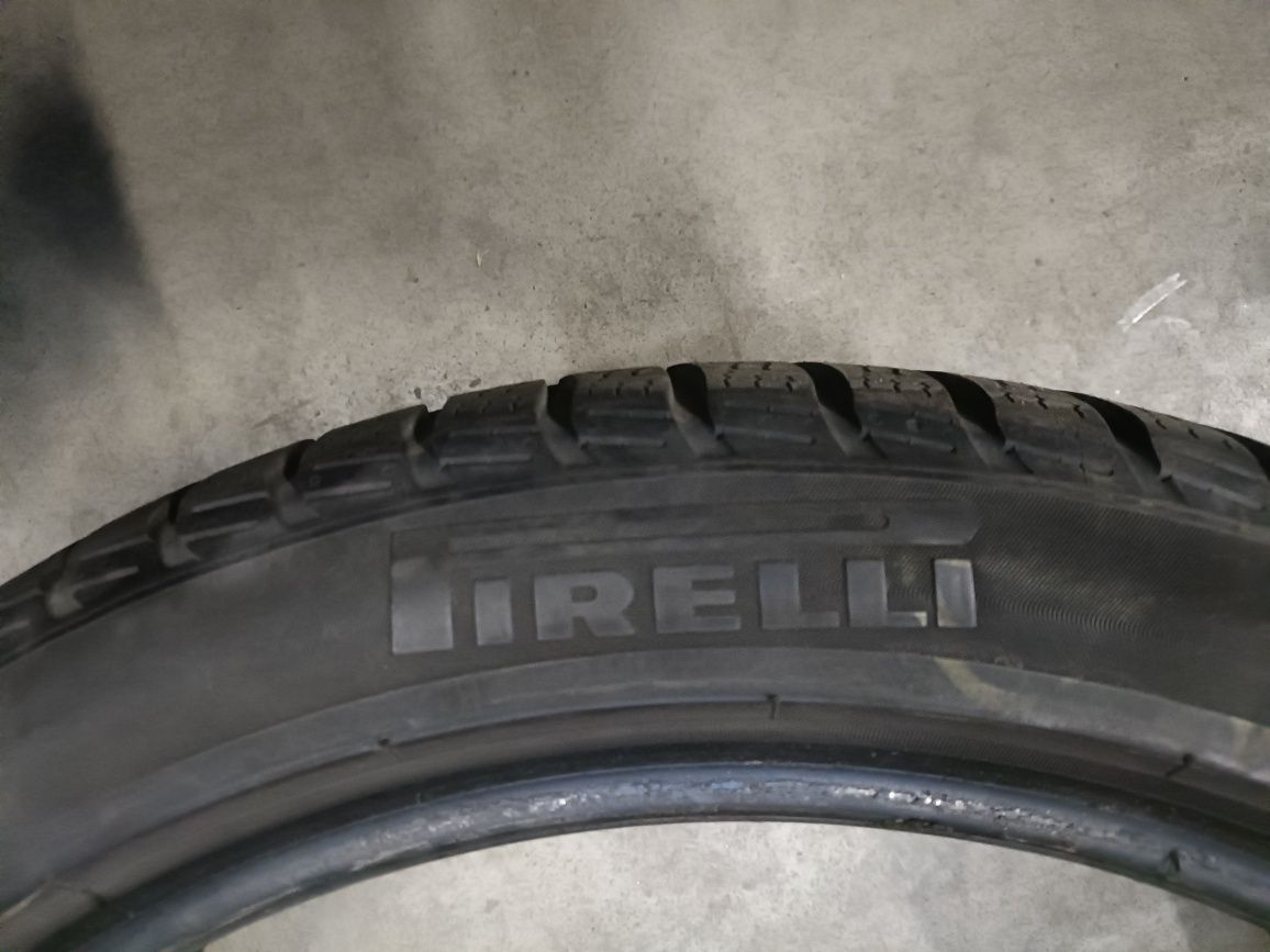Opona zimowa Pirelli Sottozero 3 225/45R19 96V