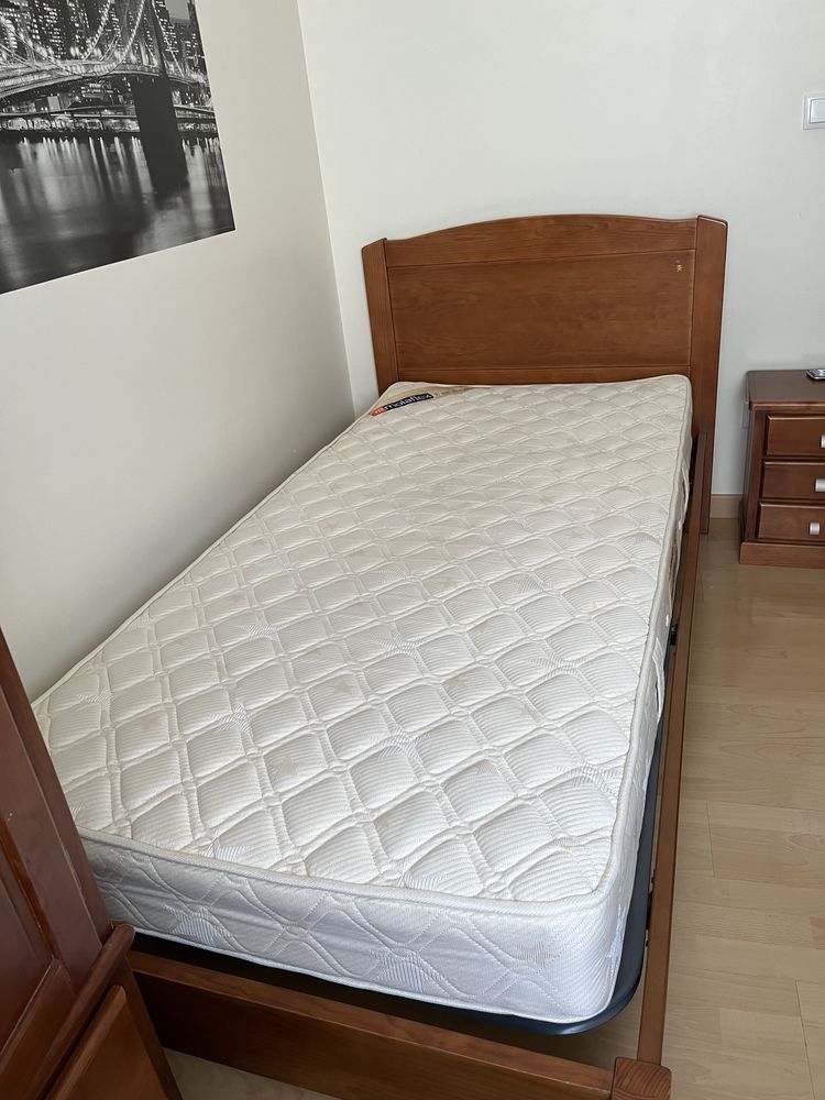 Mobília completa de quarto de solteiro