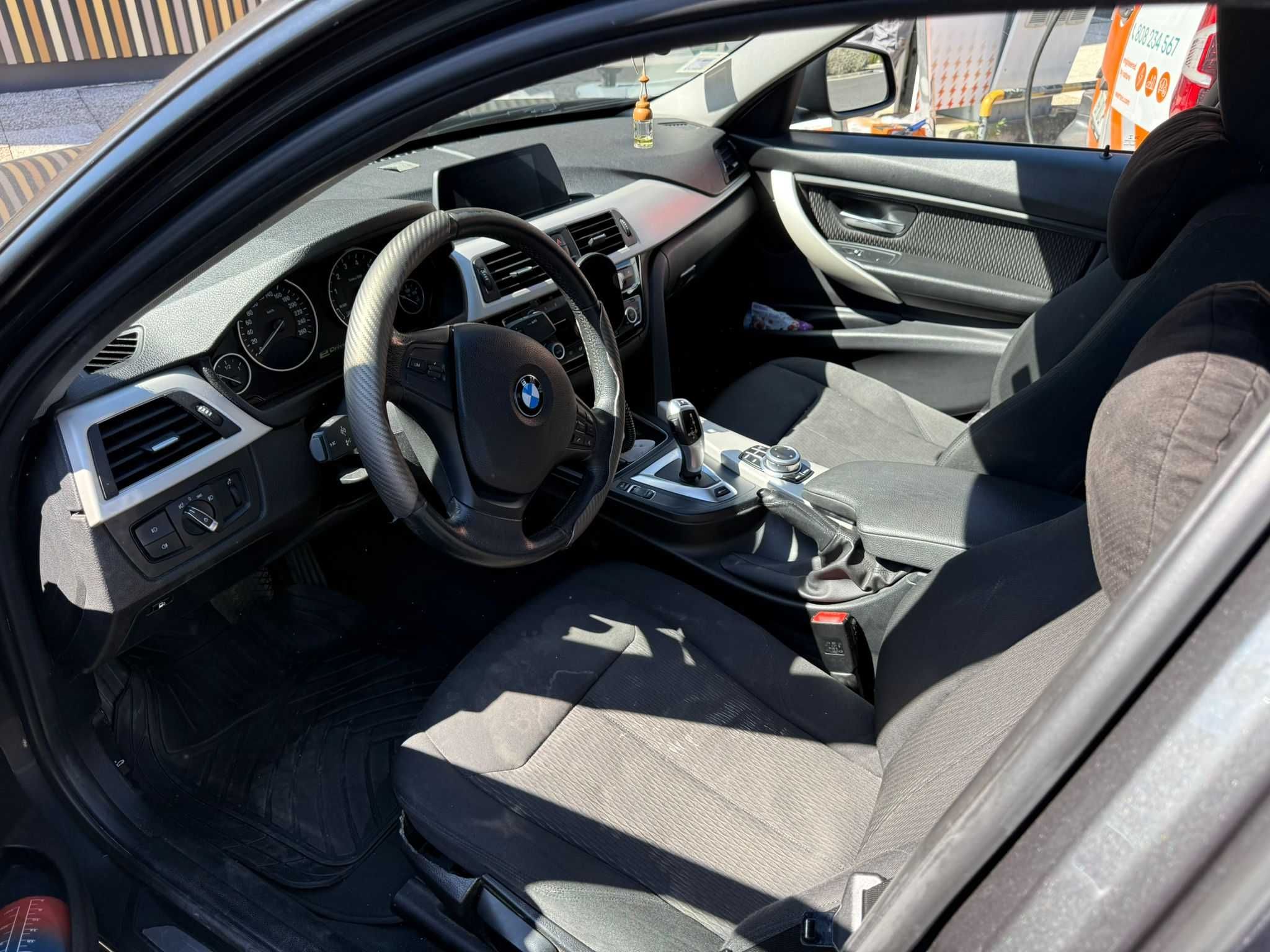 BMW 330e iPerformance 2018 Plug-in Hybrid