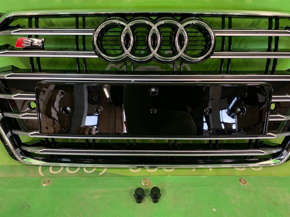Решетка радиатора в сборе Audi A4 B9 2016 - 2020 решітка бампера