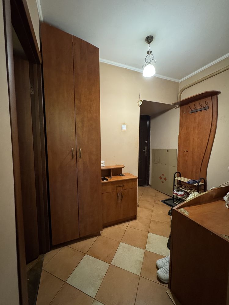 Продаж двокімнатноі квартири вул.Володимира Великого (рн Княгині Ольги