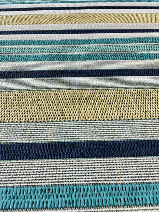 Акційні безврсові килими