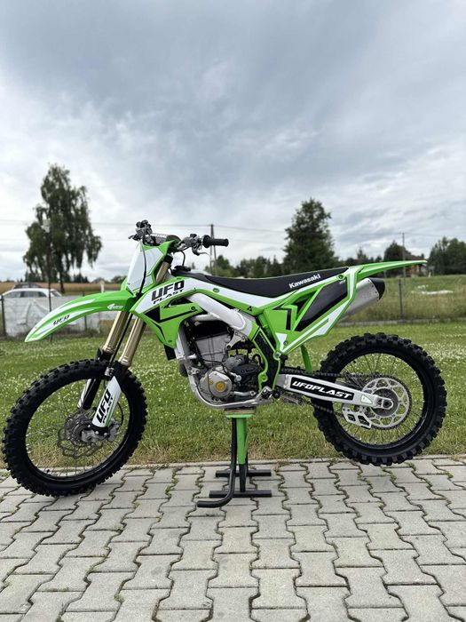 Kawasaki KX450 Stan Salonowy