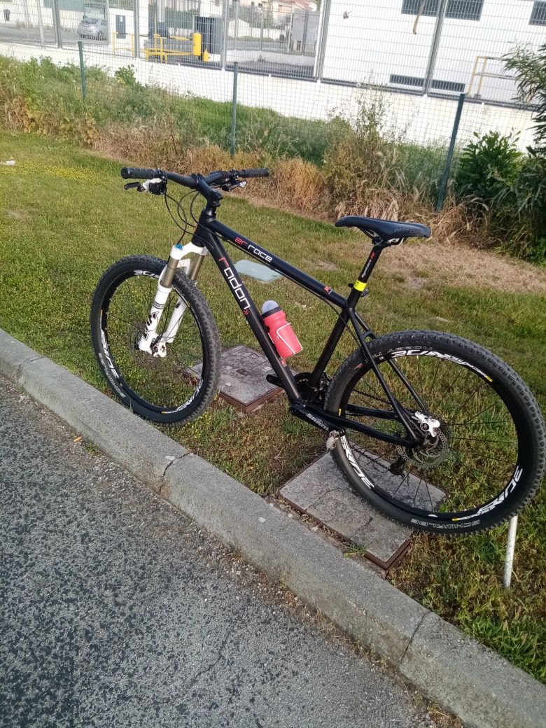 bicicleta Radon roda 26