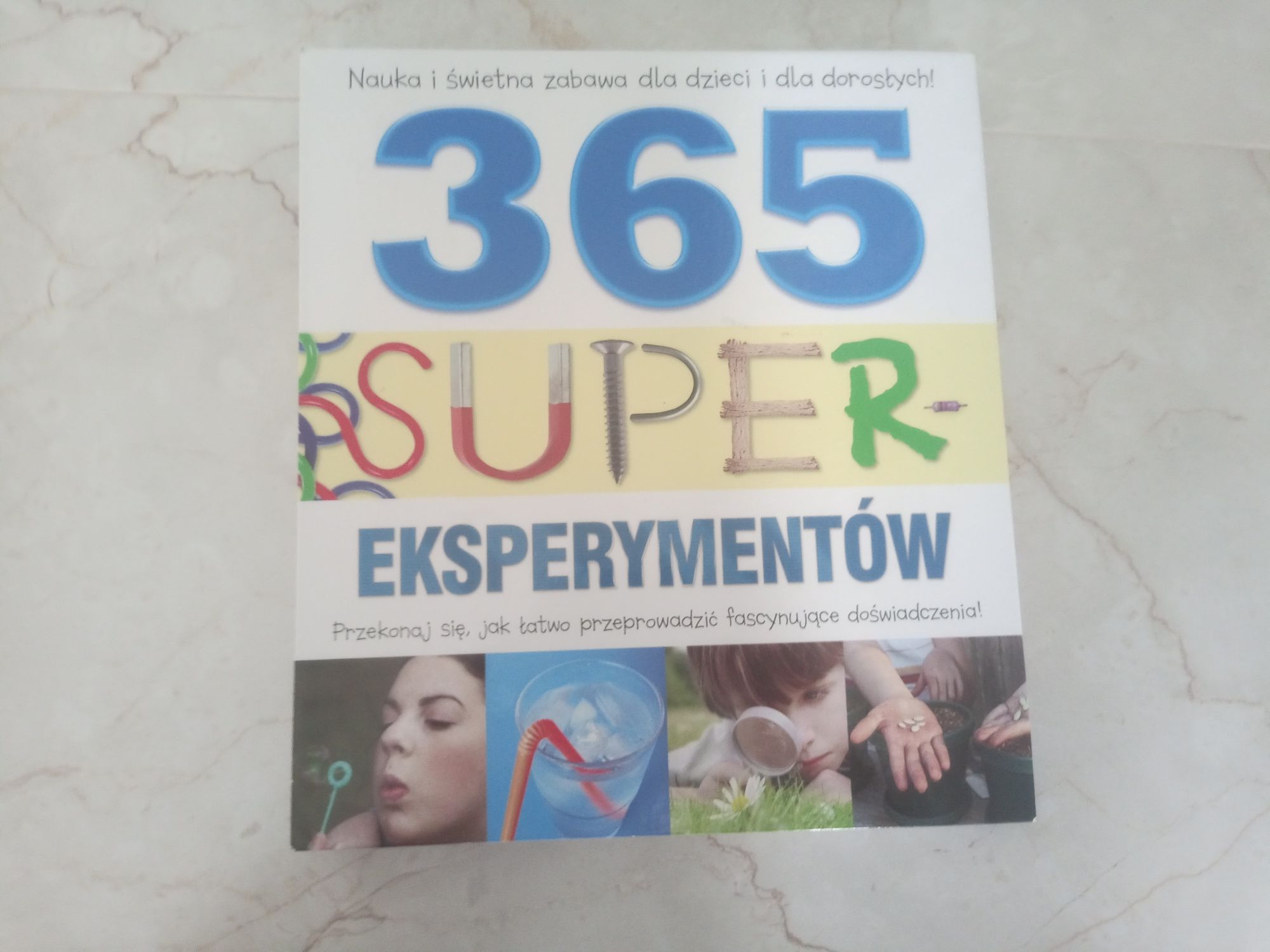 365 Super Eksperymentów