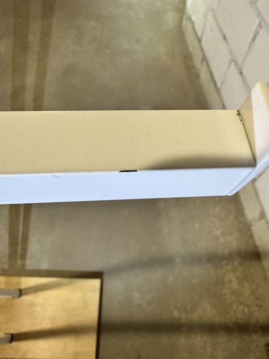 Stojak na ręczniki na podstawie bambusowej