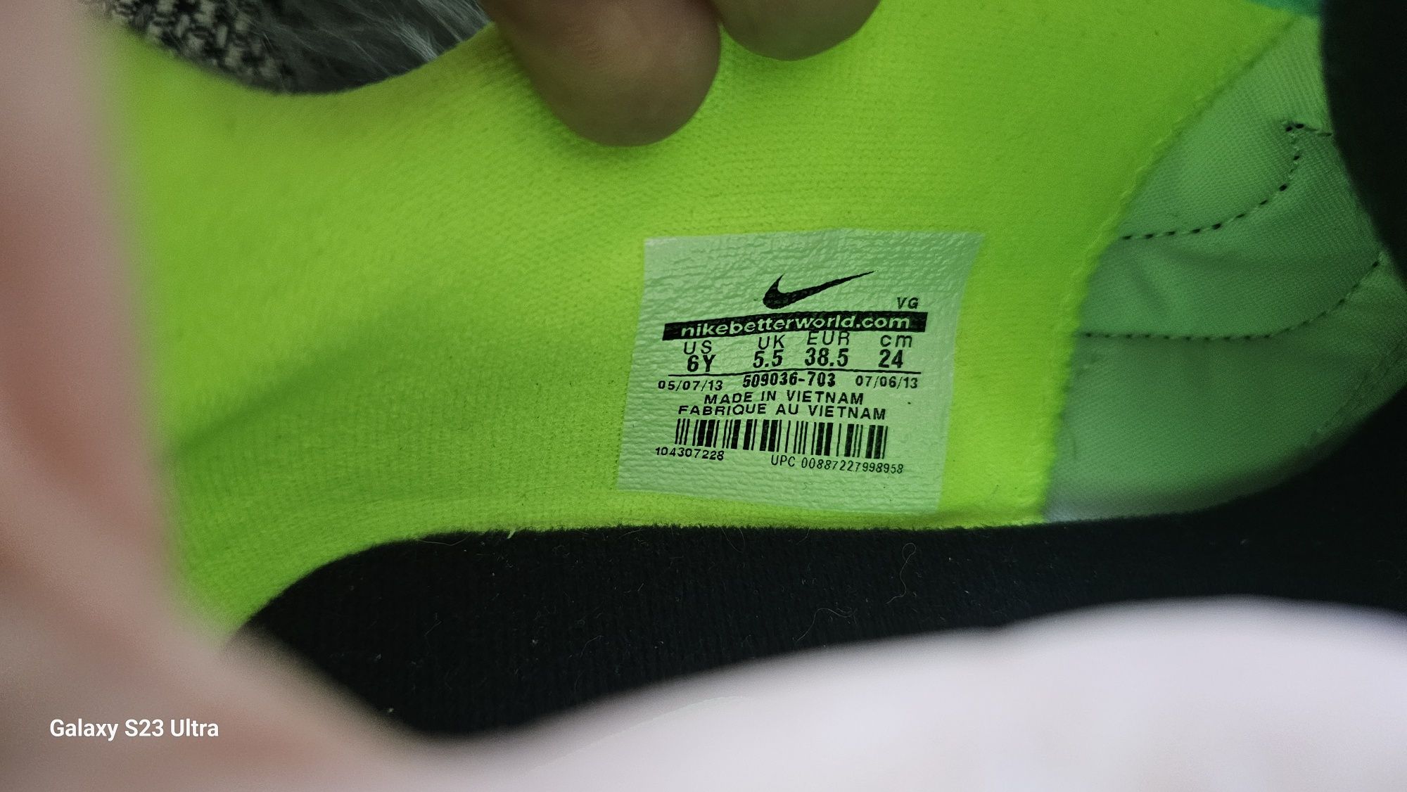 Nike Tiempo Rio IC Neon Green 39/24 cm