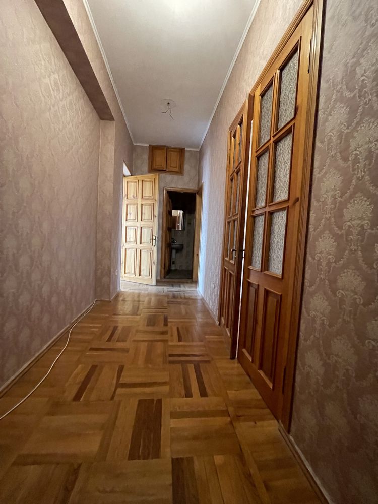 Продажа двухкомнатной квартиры в Одессе. Проспект Гагарина. Хозяин.