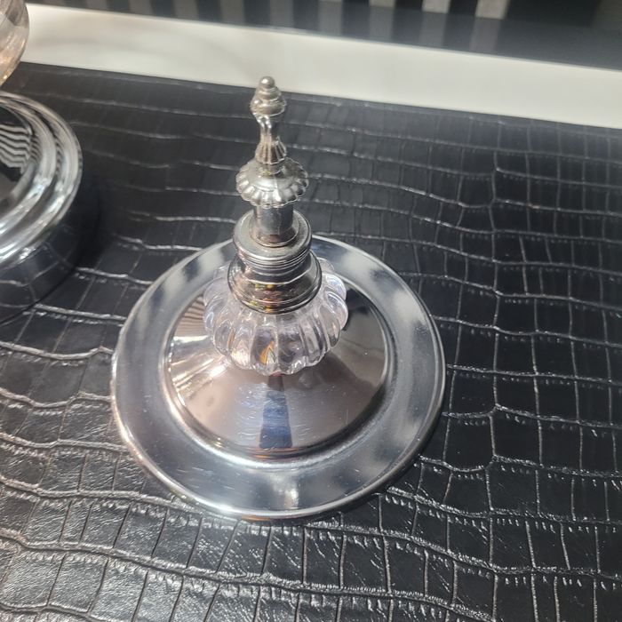 Pojemnik wysoki szklo plus metal dystrybutor do napoi