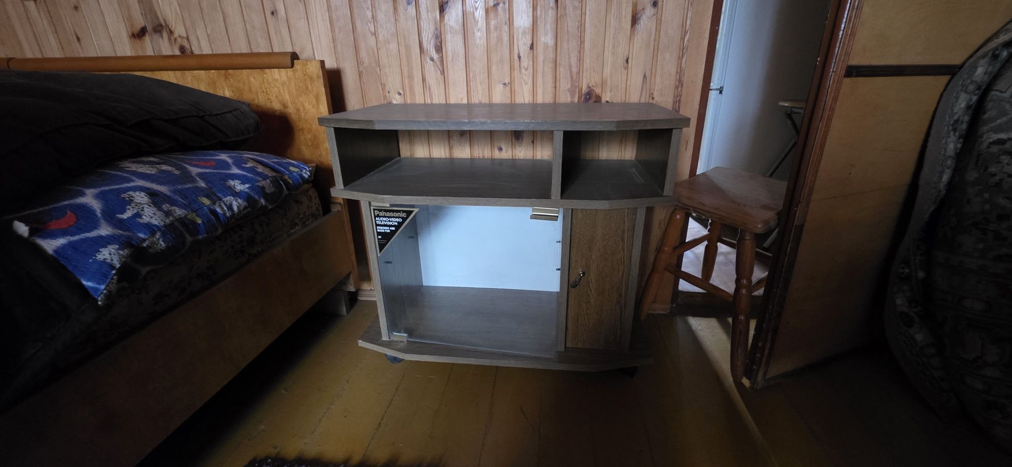 Szafka pod telewizor stan bdb.
