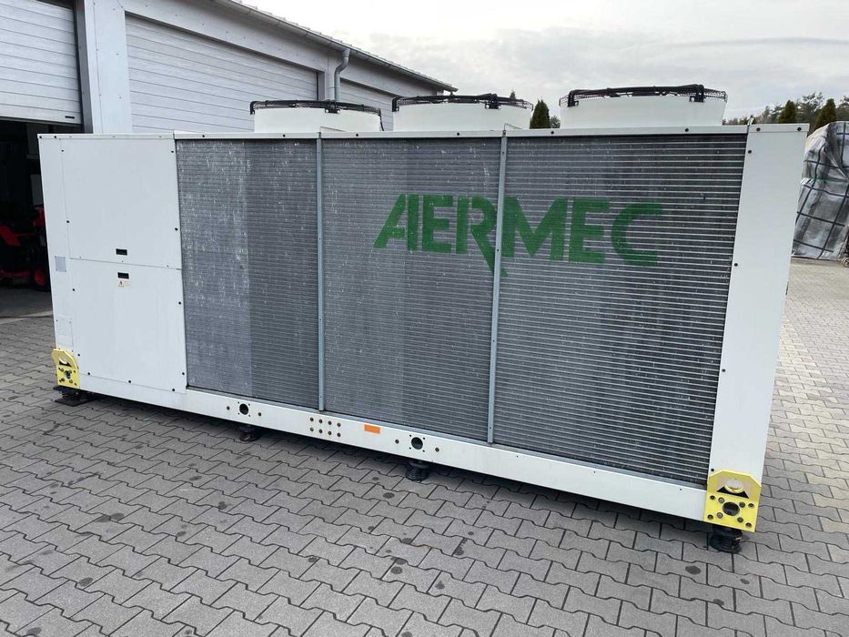 Agregat wody lodowej chiller Aermec NRL 080 o wydajności 211 kW