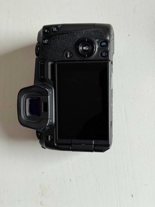 Canon EOS R, bez śladów, niski przebieg, faktura, 2 oryginalne baterie