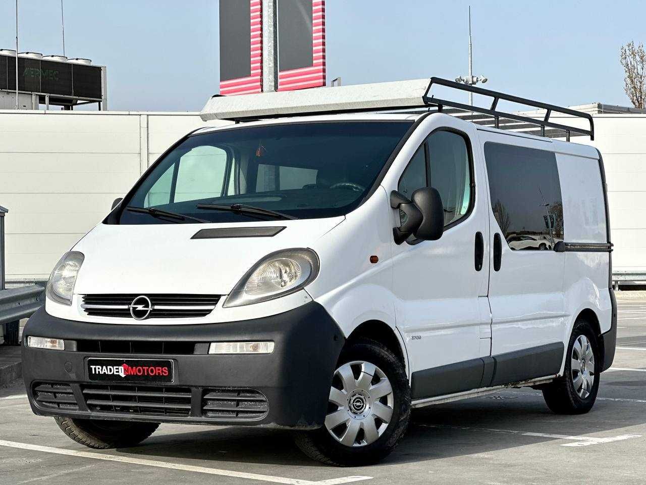 Opel Vivaro 2004