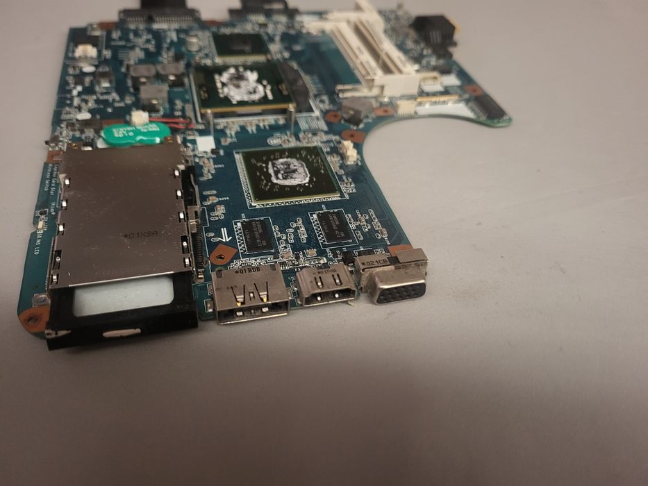 Sprzedam uszkodzona Płytę główna do Laptopa Sony Vaio PCG-71211M