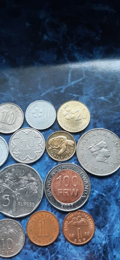 Монети  лот 250 грн.