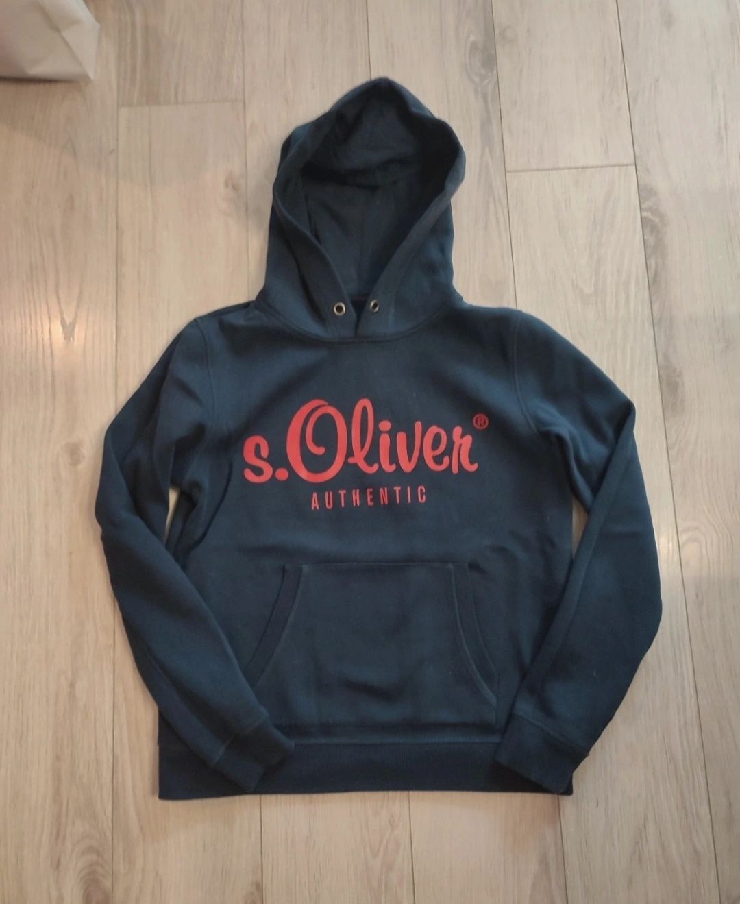 Granatowa bluza kangurka S. oliver rozm. XS