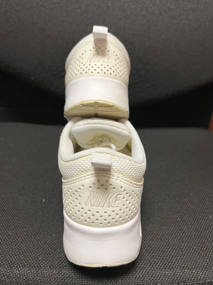 Buty damskie Sneakersy Nike Air Max Thea roz. 36,5 / 23 cm