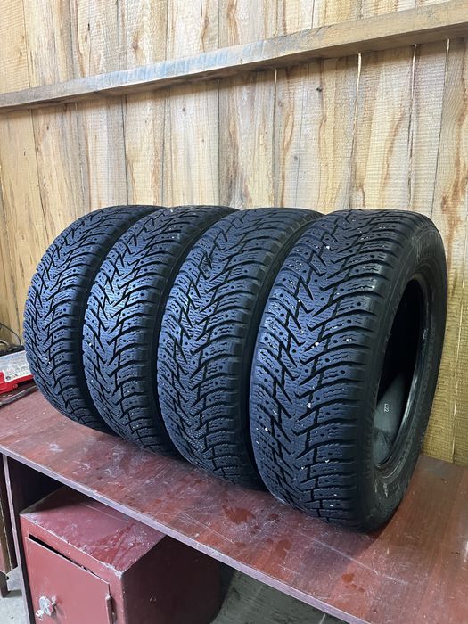 Шини 215 65 16 NOKIAN