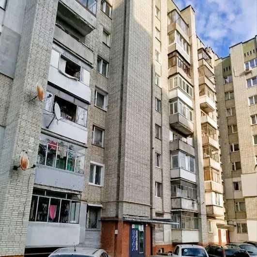 Терміново, продаж 1км. кв.,вул.Любінська, 53000дол.