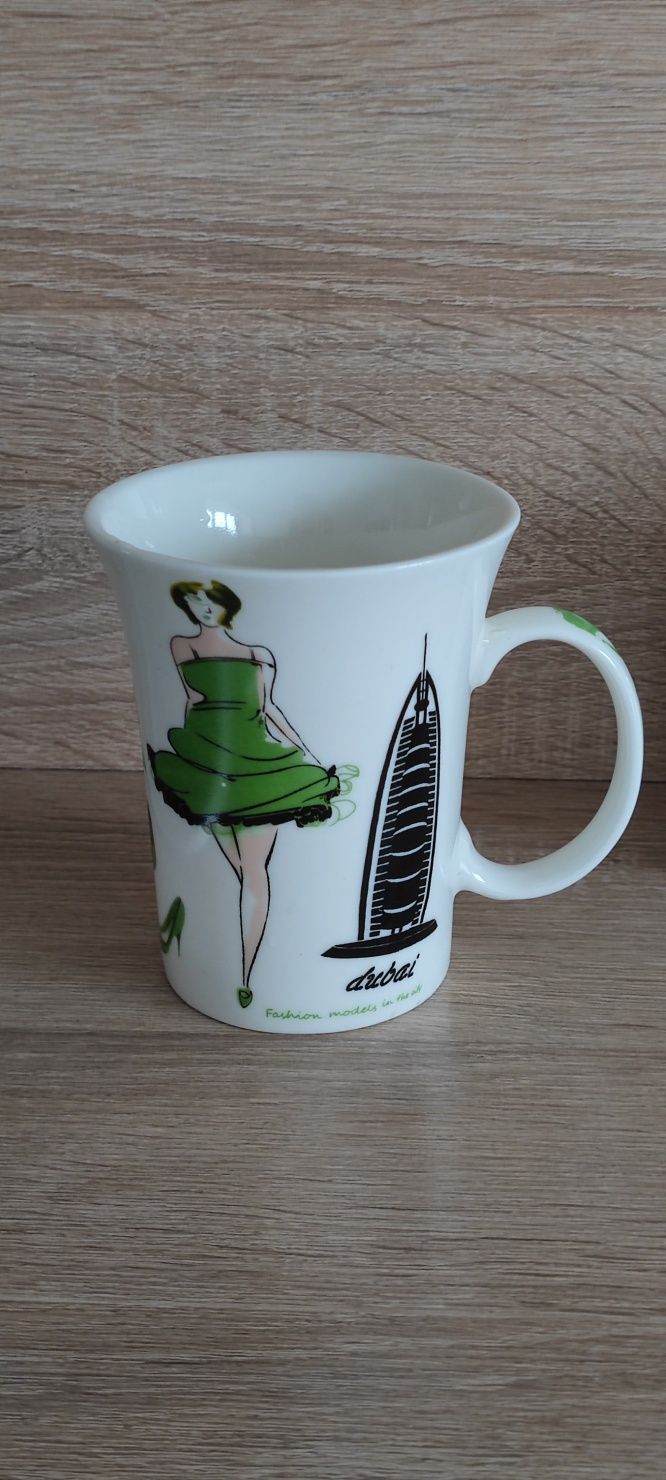 Dubai сувениры: кружка чашка, солонка перечница/ подарочная упаковка