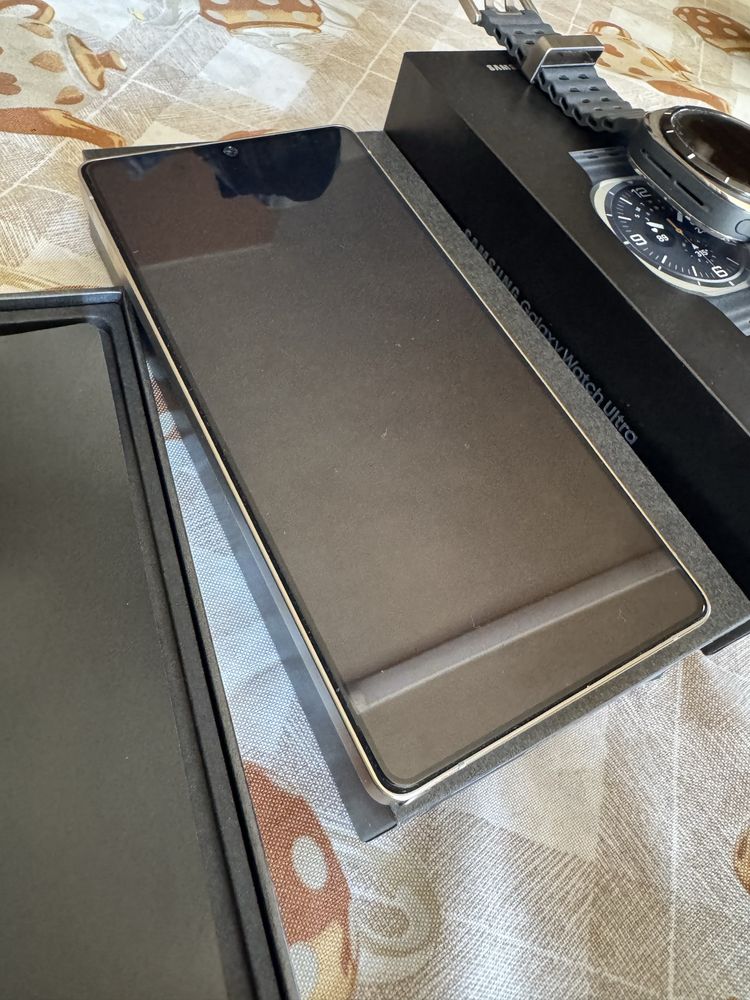 Samsung S25 Ultra 512gb + Samsung Watch Ultra