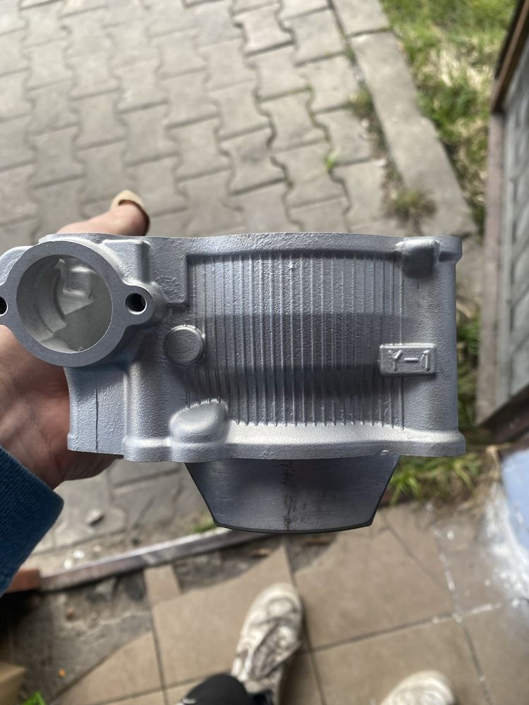 Cylinder yzf 250 OEM selekcja a/b nikasil