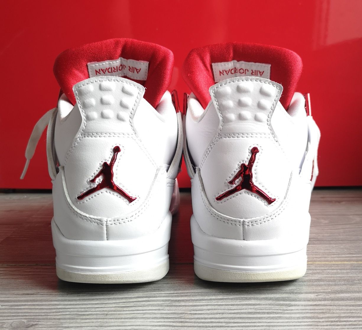 Nike Air Jordan 4 Retro Metallic Red