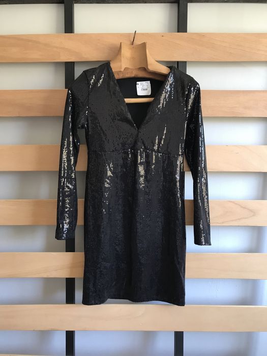 Vestido de festa de paetes preto