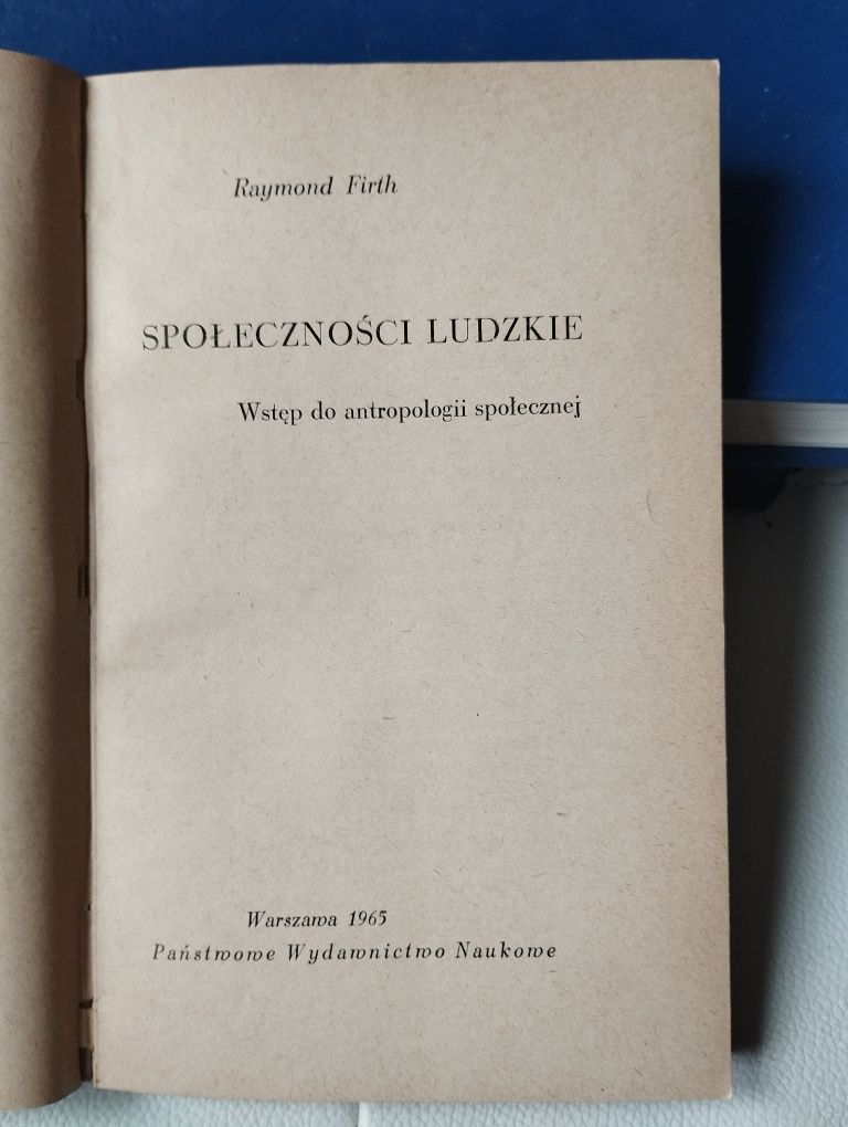 Firth społeczności ludzkie - antropologia