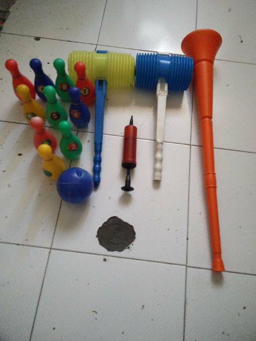 Conjunto de Brinquedos e Instrumentos Musicais